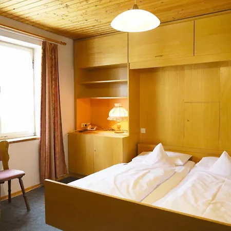 Guest house Zur Post 3*