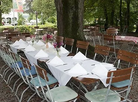 Zur Post Guest house 3*